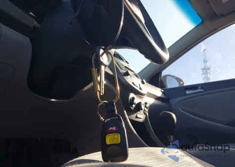 2016 Hyundai Accent Se z USA, uszkodzony, nr VIN KMHCT4AE5GU970544